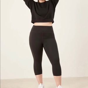 girlfriend collective Black High-Rise Capri Leggings